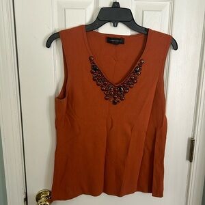 Cable & Gaguges rust bejeweled neck line